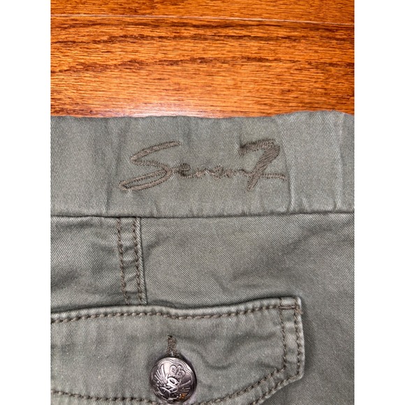 Seven7 Green Skinny Jeans with‎ Designed Buttons Size 4 - Picture 9 of 12